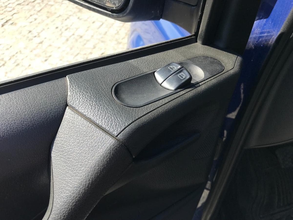 Mercedes-Benz Vito 113 DCI · Ano 2014 — imagen 29