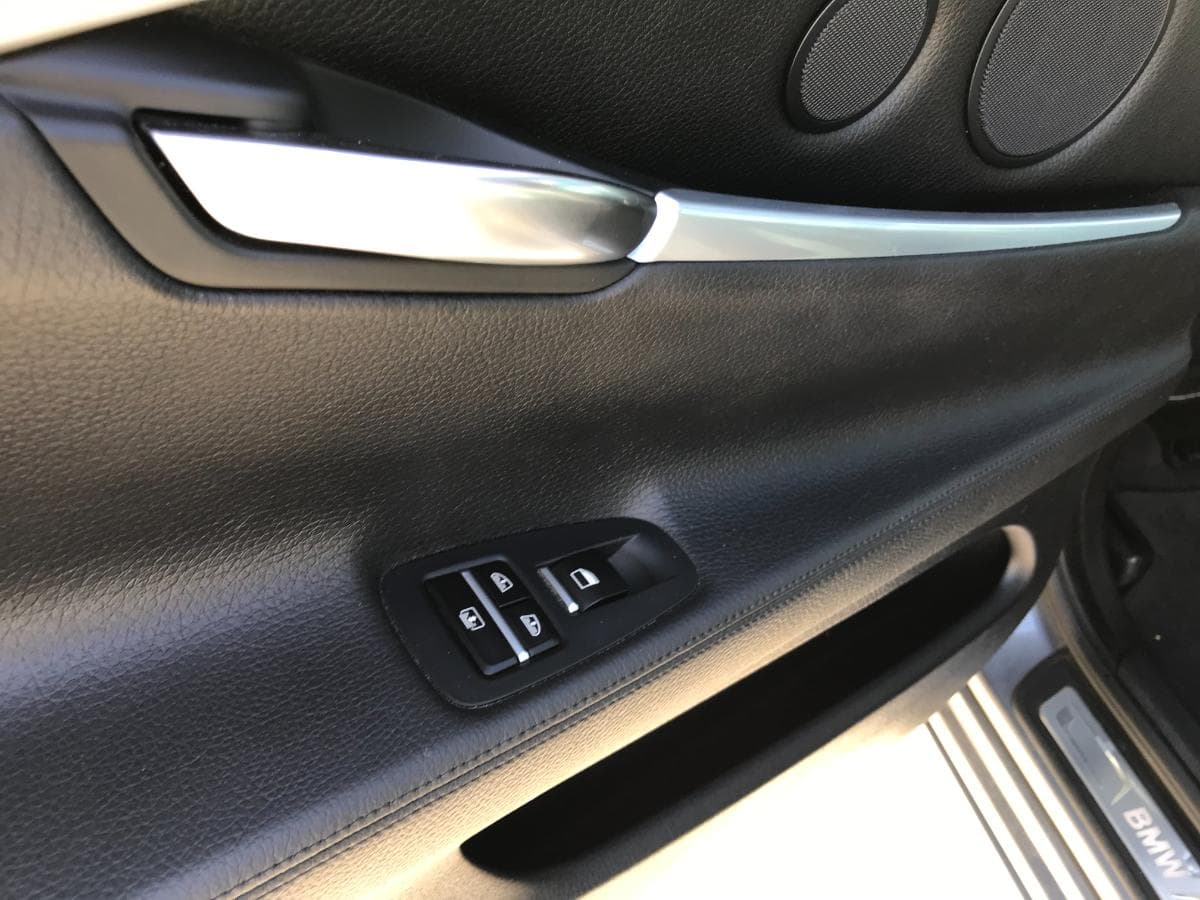 FAST SALE · BMW 535d XDrive · Ano 2015 — imagem 28