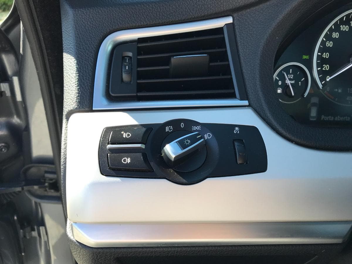 FAST SALE · BMW 535d XDrive · Ano 2015 — imagem 42