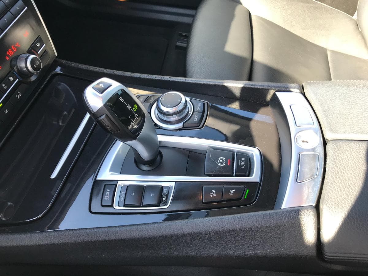 FAST SALE · BMW 535d XDrive · Ano 2015 — imagem 47
