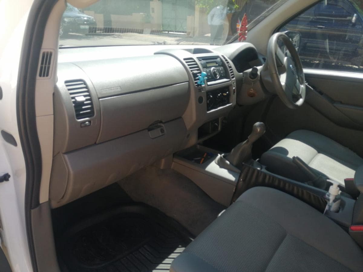 Nissan Navara · — imagen 5
