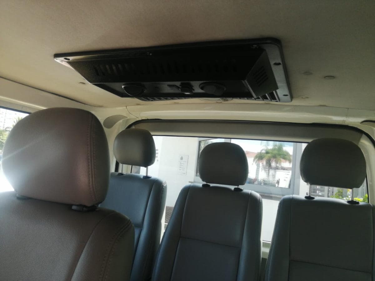 Toyota Hiace · — imagem 8