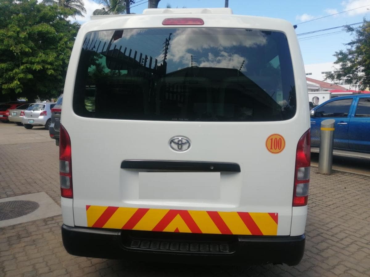 Toyota Hiace · — imagem 12