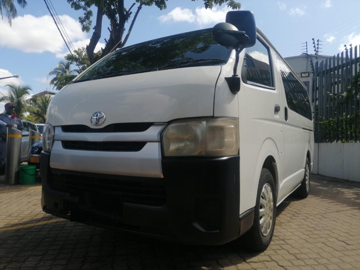 Toyota Hiace · — imagem 10