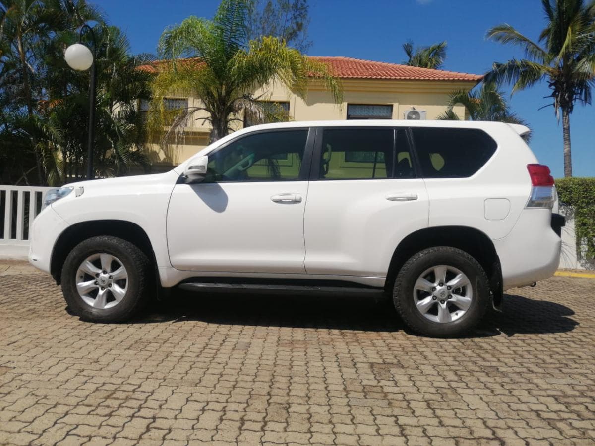 Toyota LandCruiser Prado · — imagen 9