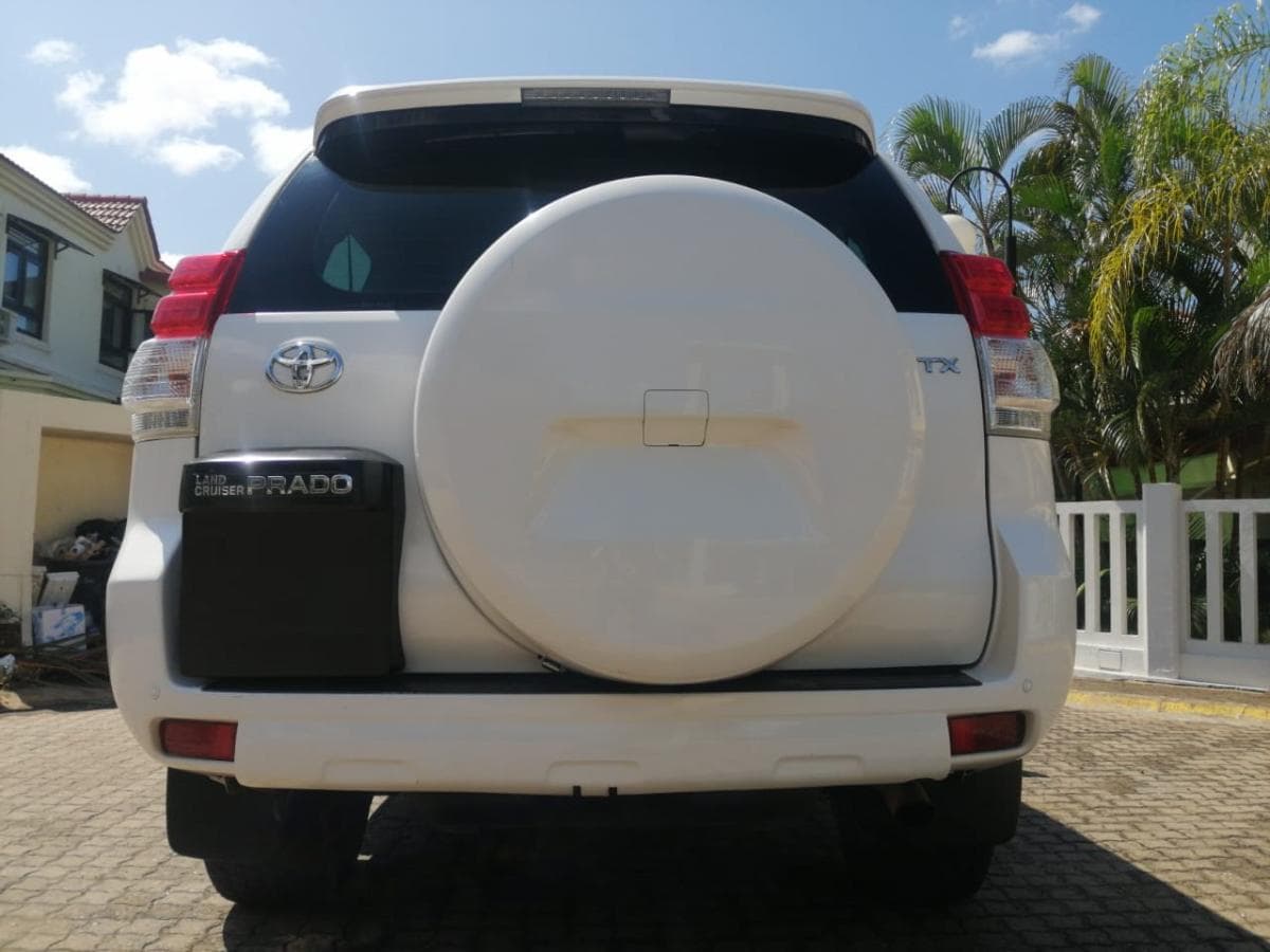 Toyota LandCruiser Prado · — imagen 8