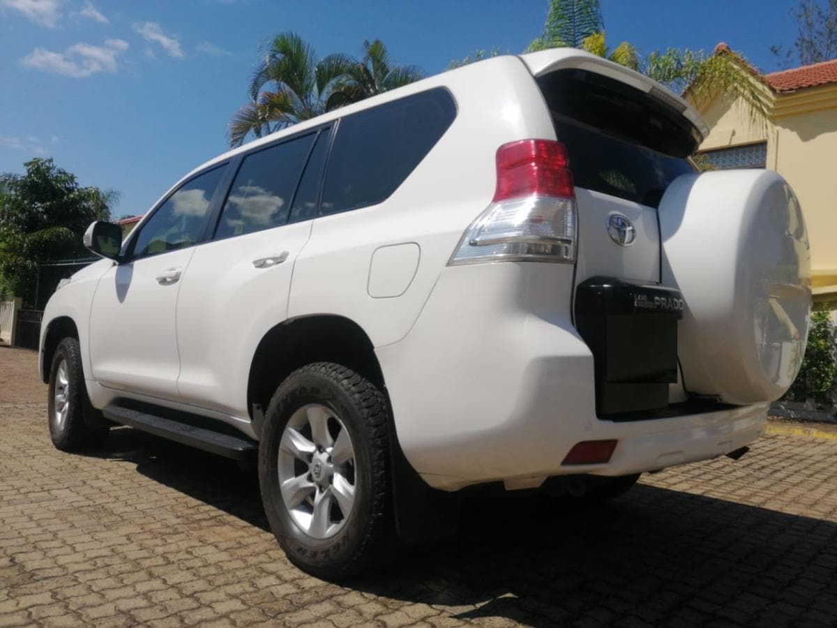 Toyota LandCruiser Prado · — imagen 10