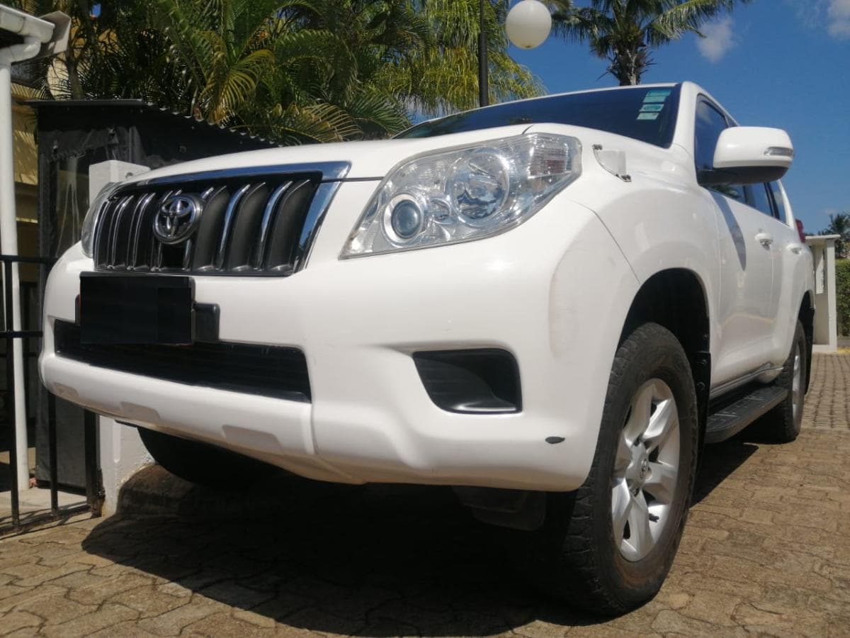 Toyota LandCruiser Prado · — imagen 18