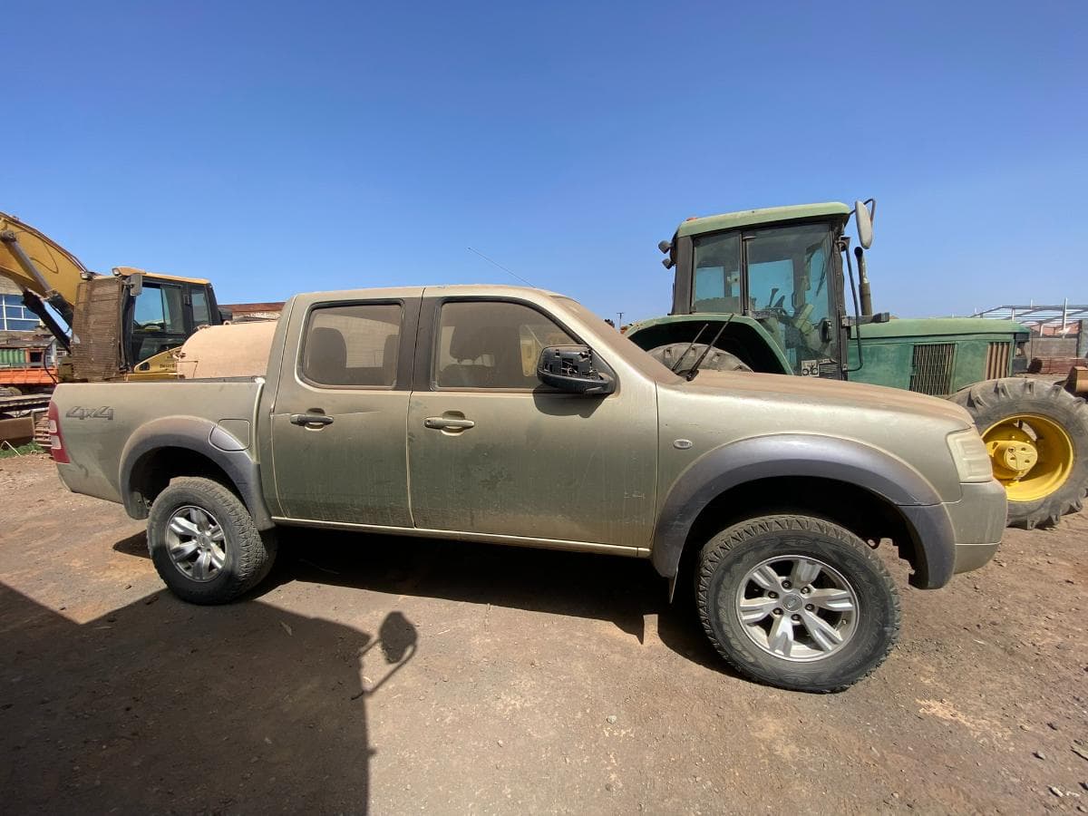 FORD RANGER · — imagen 3