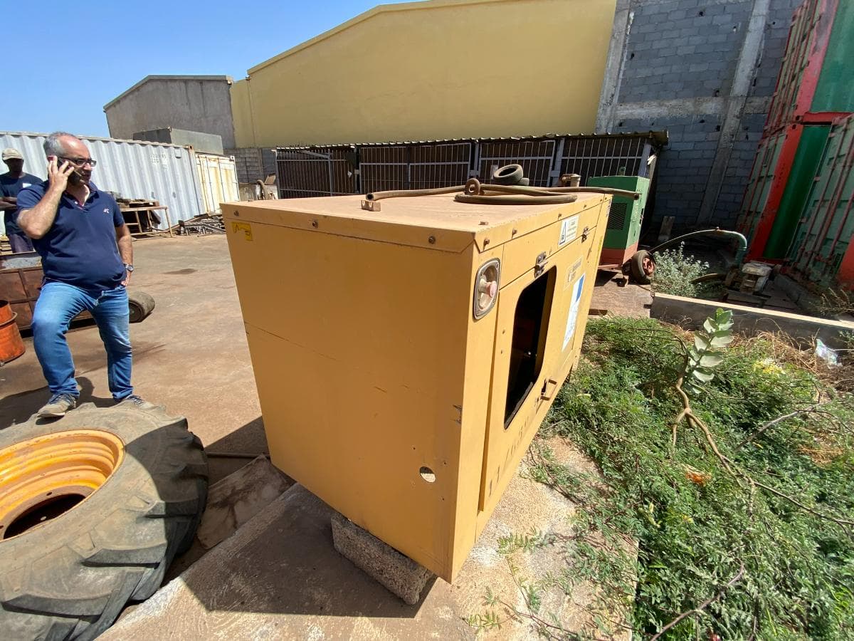 Generador OLYMPIAN GEPX30A · — imagen 5