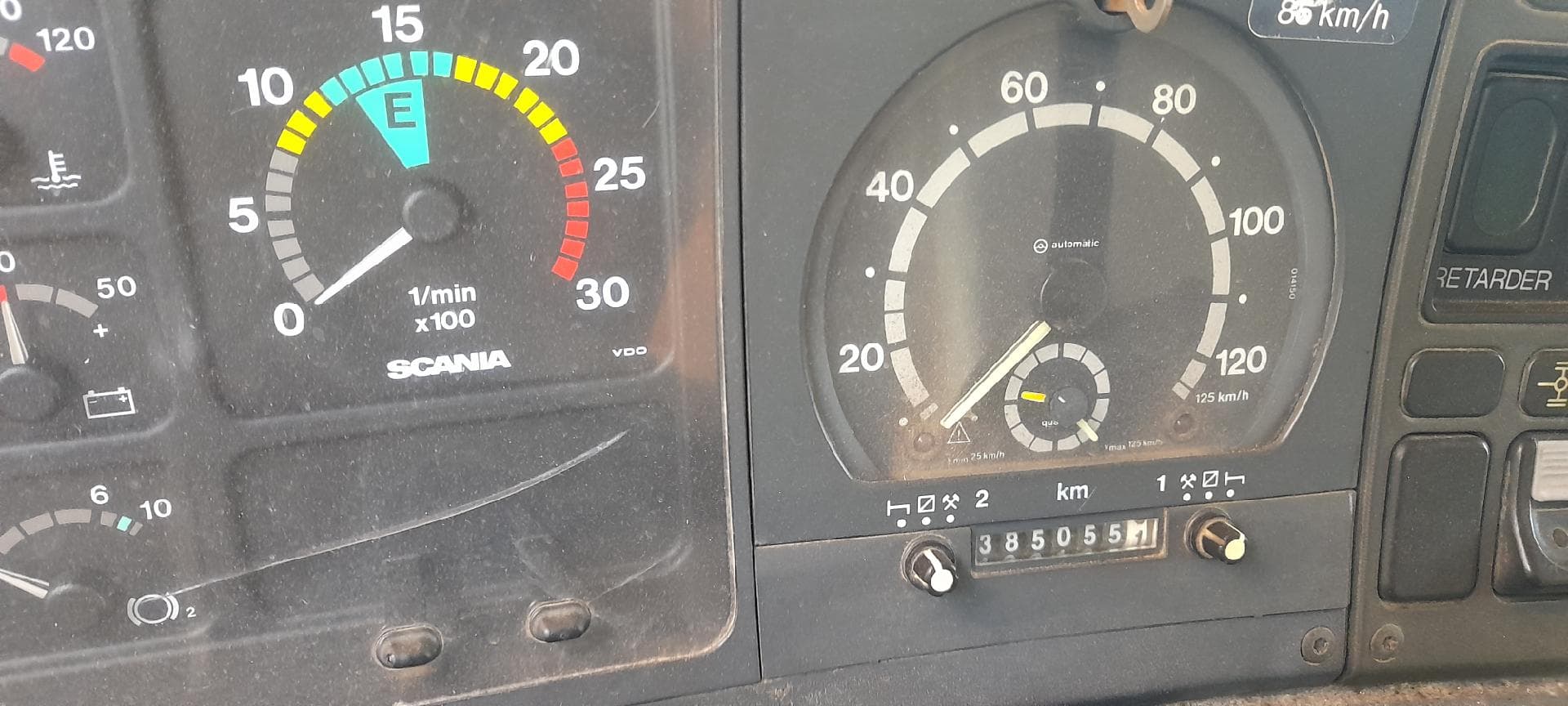SCANIA 124CB 360 — imagen 9