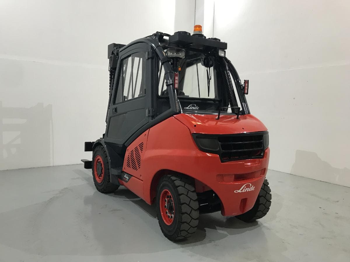 Empilhador Linde H45 4500KG · Ano 2015 · Pinça Giratória — imagem 4