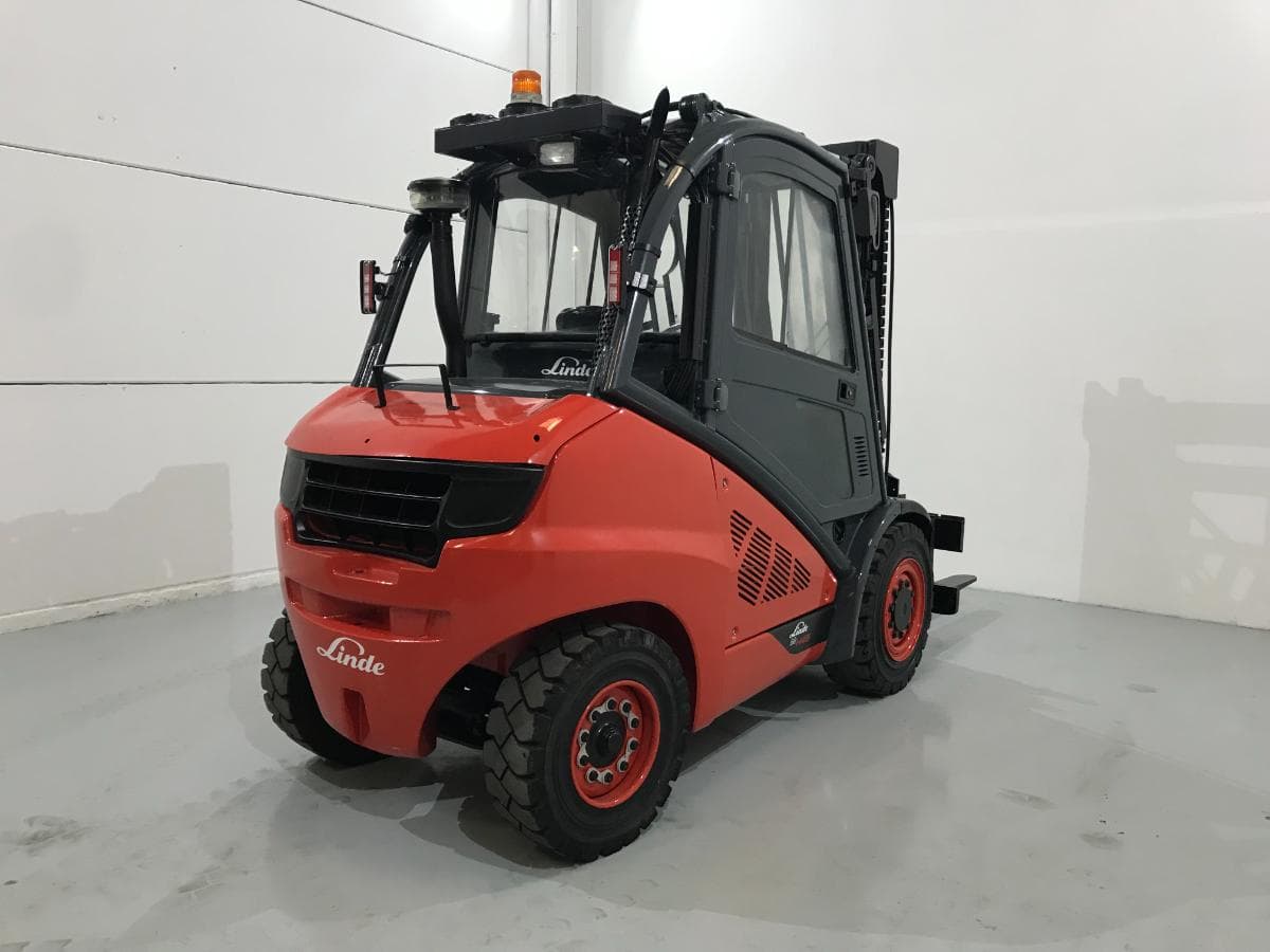 Empilhador Linde H45 4500KG · Ano 2015 · Pinça Giratória — imagem 5