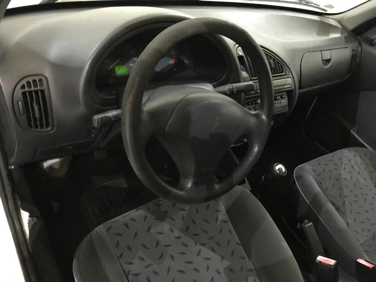 Citroën Saxo 1.5D · Ano 2000 — imagem 22