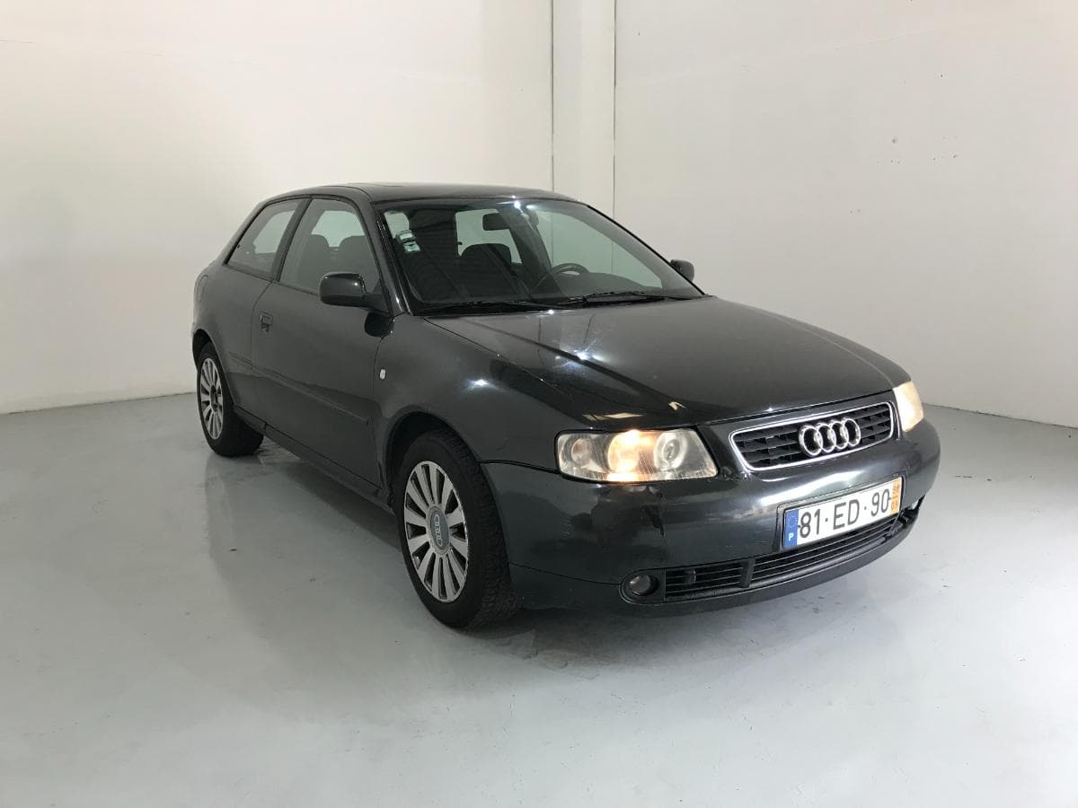 Audi A3 1.9 TDI · Ano 1996