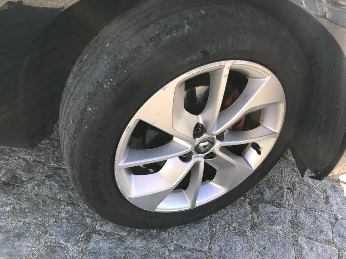 Renault Clio 1.5 DCI · Ano 2014   87-OR-60 · Paredes — imagen 14