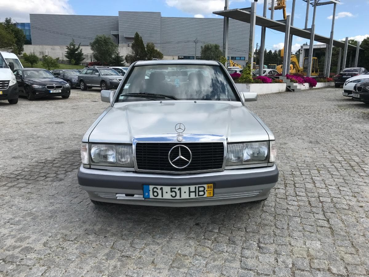 Mercedes-Benz 190E · Ano 1988 — imagem 2