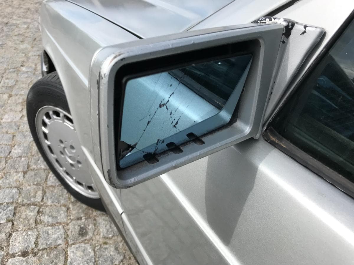 Mercedes-Benz 190E · Ano 1988 — imagem 13