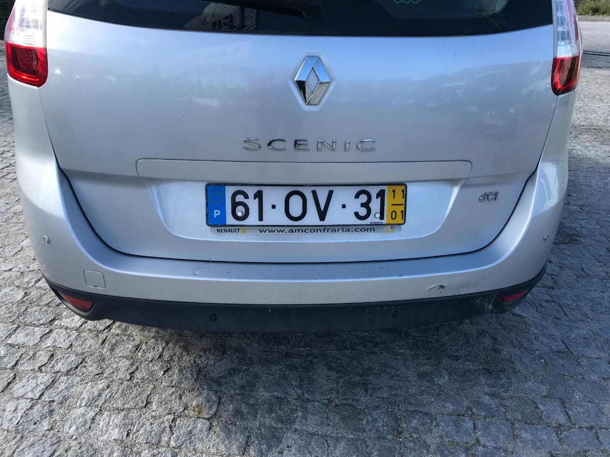 Renault Mégane Scénic 1.5 DCI · Ano 2011 — image 8