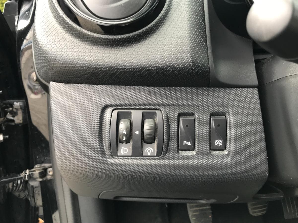 Renault Clio 1.5 DCI · Ano 2014 — imagem 25