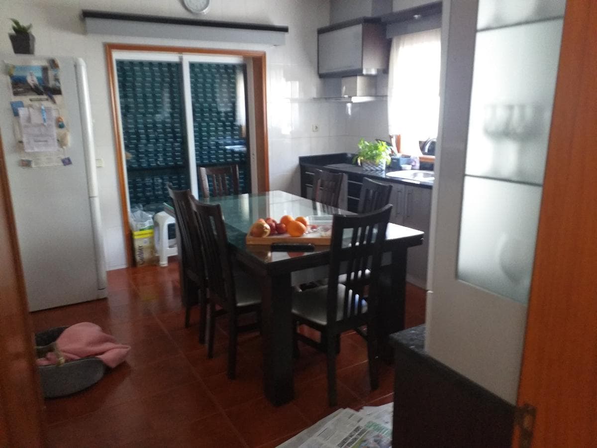 Andar-Moradia V3 com Garagem · Vizela — image 5