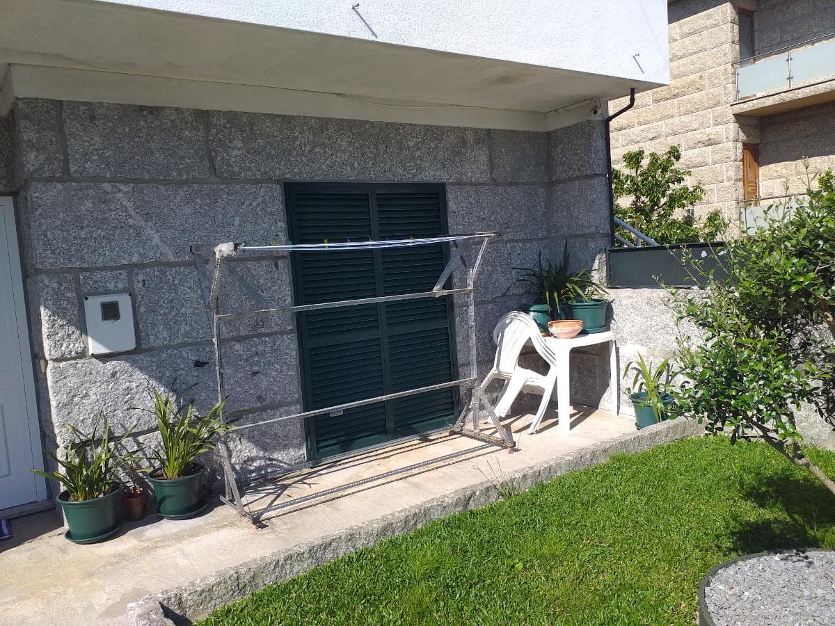 Andar-Moradia V3 com Garagem · Vizela — image 3