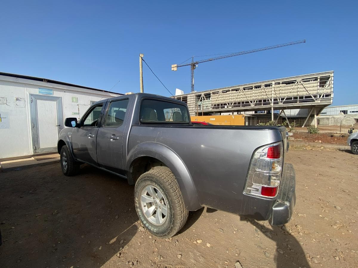 FORD XLT · — imagen 9