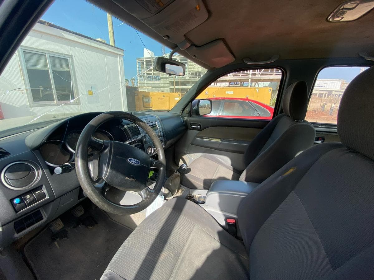 FORD XLT · — imagen 10