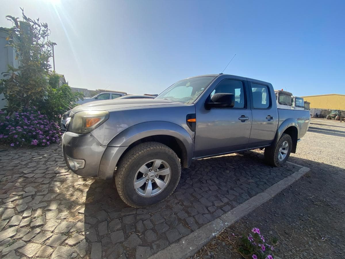 FORD XLT — image 1
