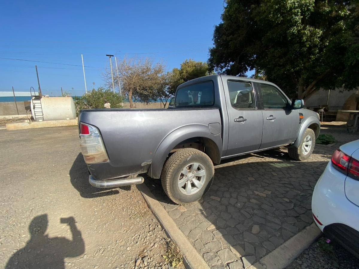 FORD XLT — image 6