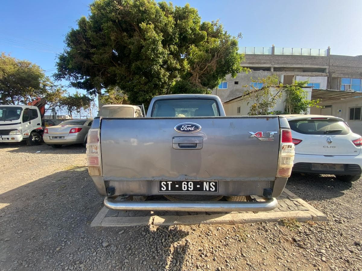 FORD XLT — image 7