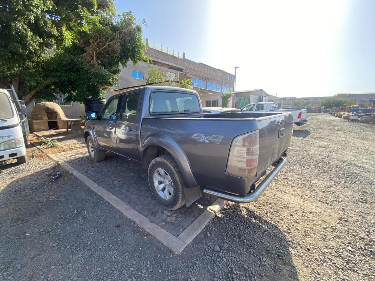 FORD XLT — image 11