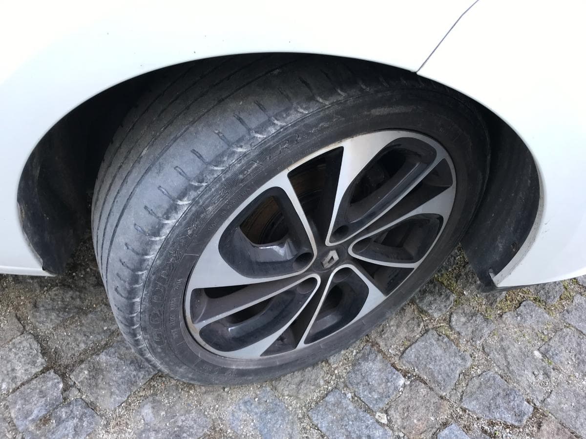 Renault Mégane 1.6 DCI Coupé · Ano 2015 — imagem 14