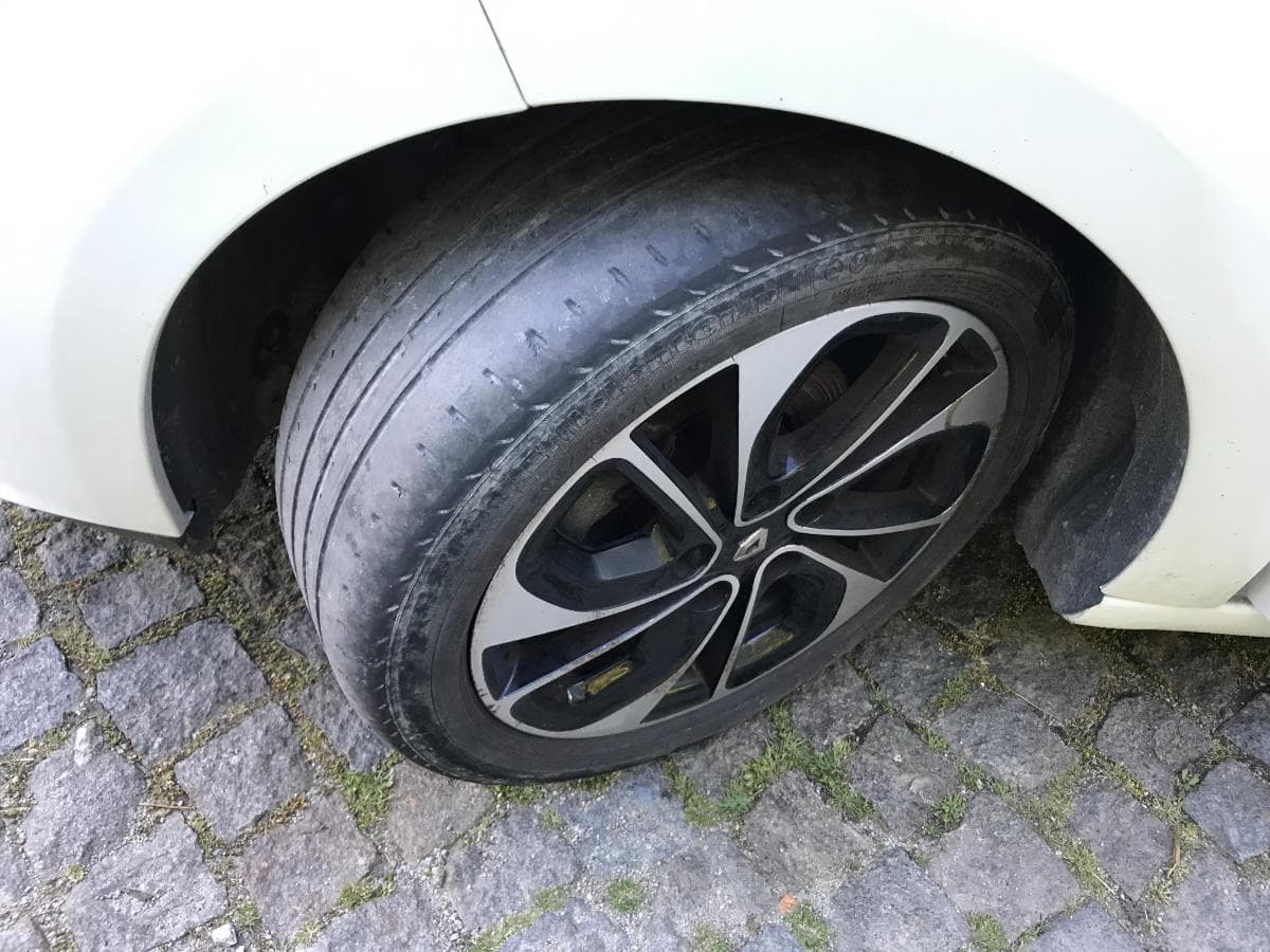 Renault Mégane 1.6 DCI Coupé · Ano 2015 — imagem 13
