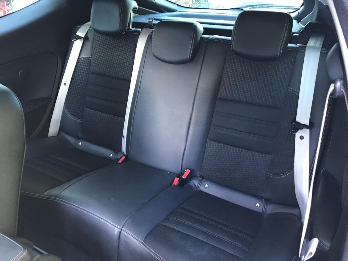 Renault Mégane 1.6 DCI Coupé · Ano 2015 — imagem 19