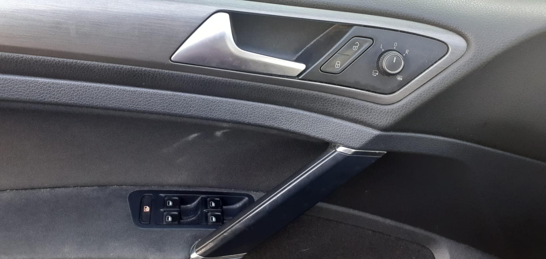 Volkswagen Golf 1.6TDI · Ano 2013 — imagem 21