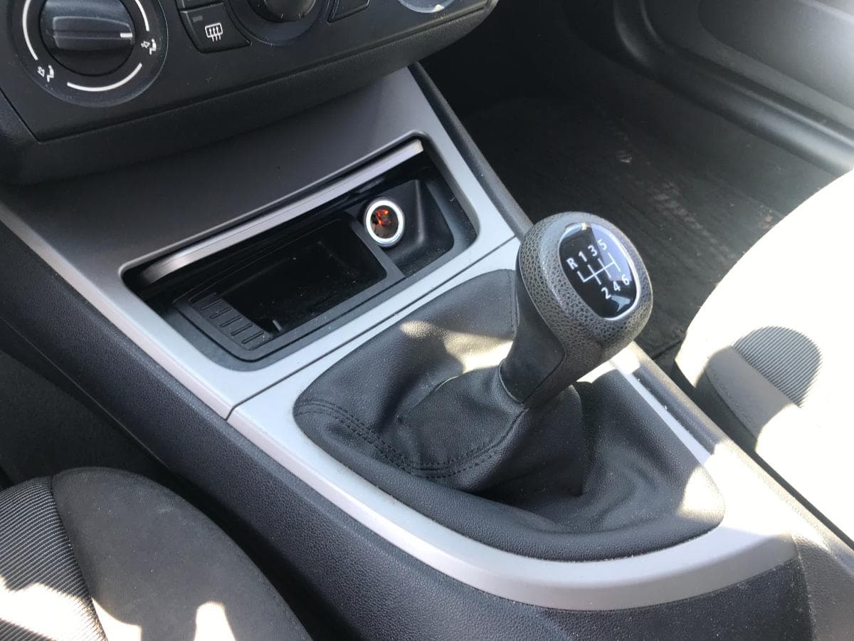 BMW 120D · Ano 2007 — image 21