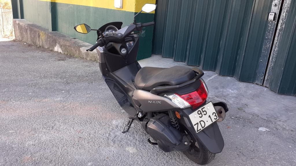 Motociclo Yamaha N Max · Ano 2019 — imagen 4
