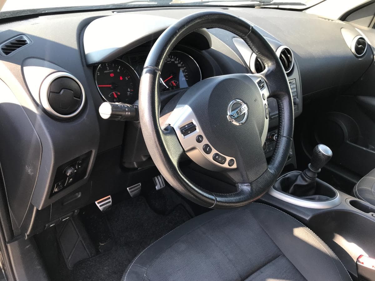Nissan Qashqai 1.5DCI · Ano 2011 — imagem 17