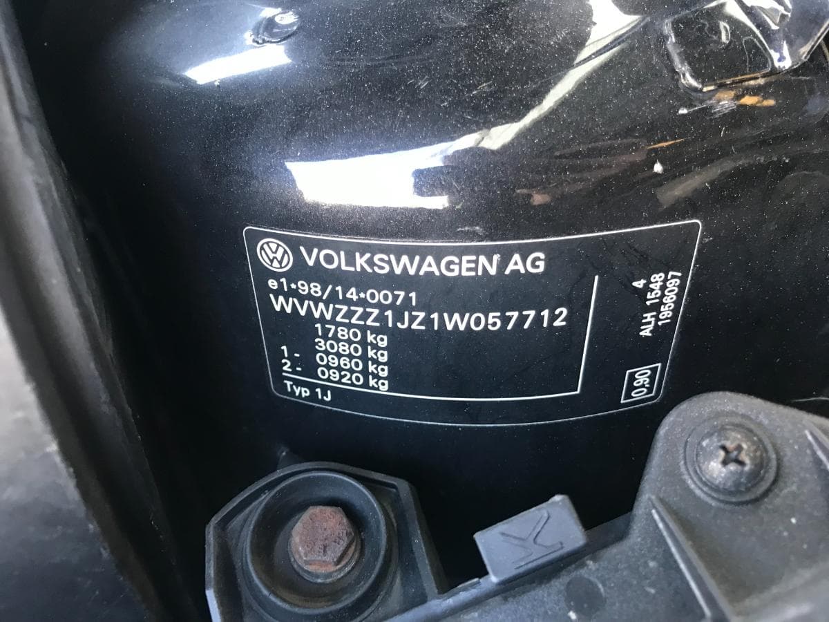 Volkswagen Golf 1.9TDI · Ano 2000 — imagem 4
