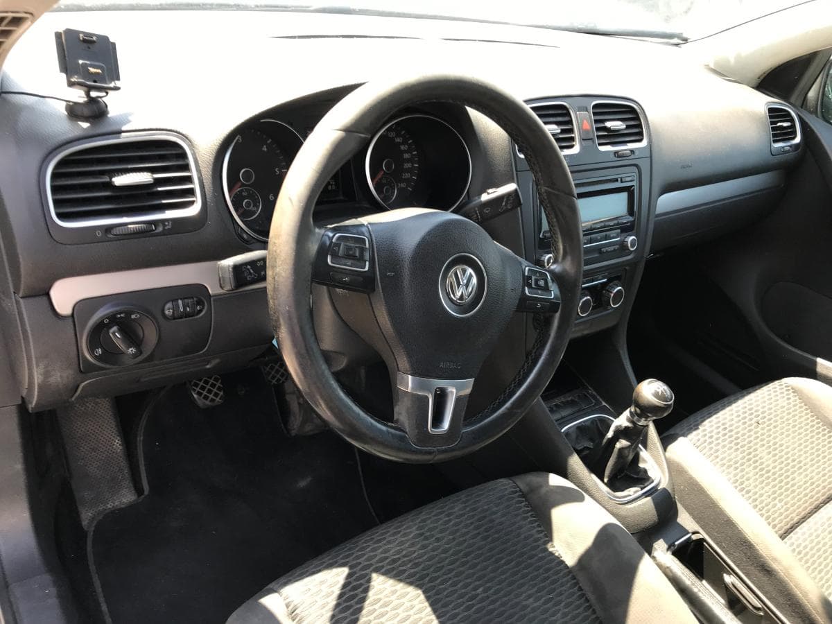 Volkswagen Golf 2.0TDI · Ano 2008 22-HA-76 — imagem 8