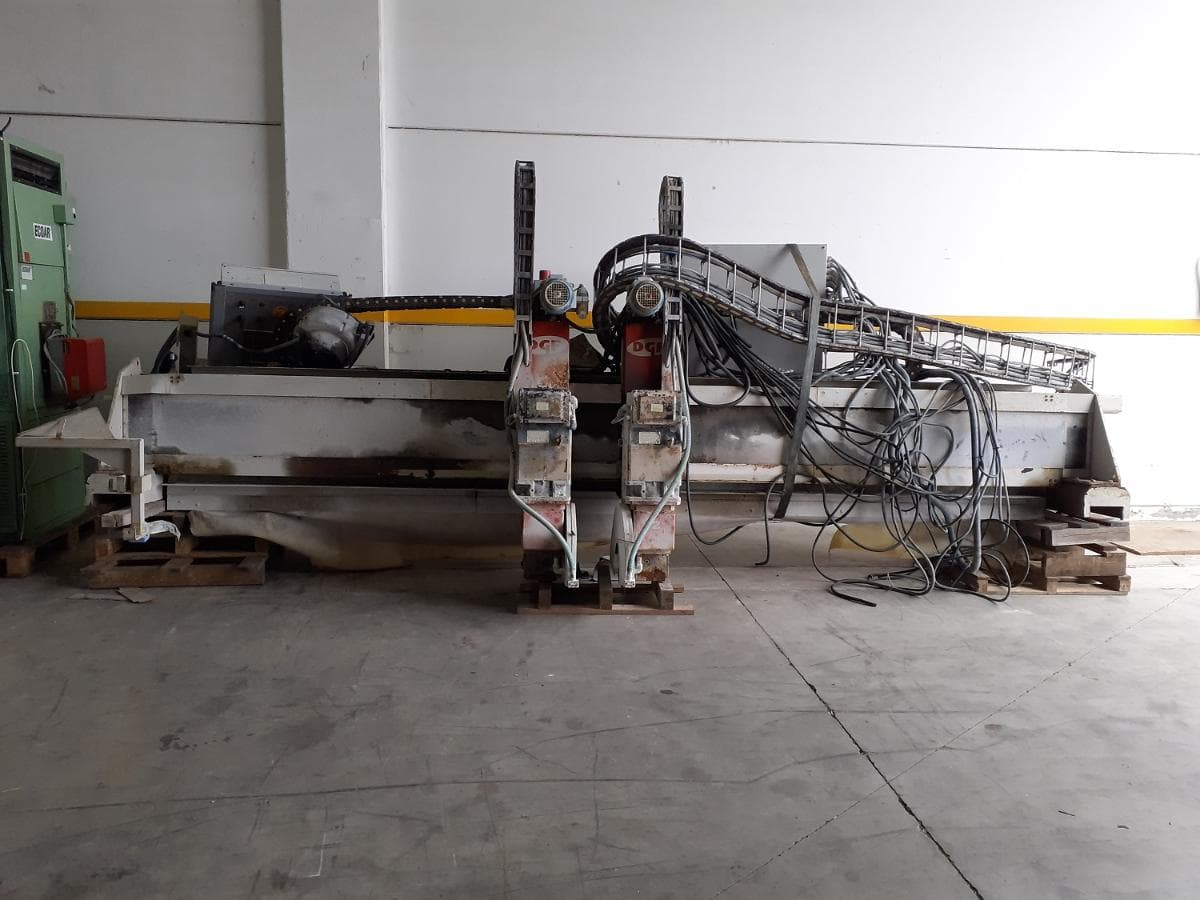 Máquina Corte Pedra — imagen 1