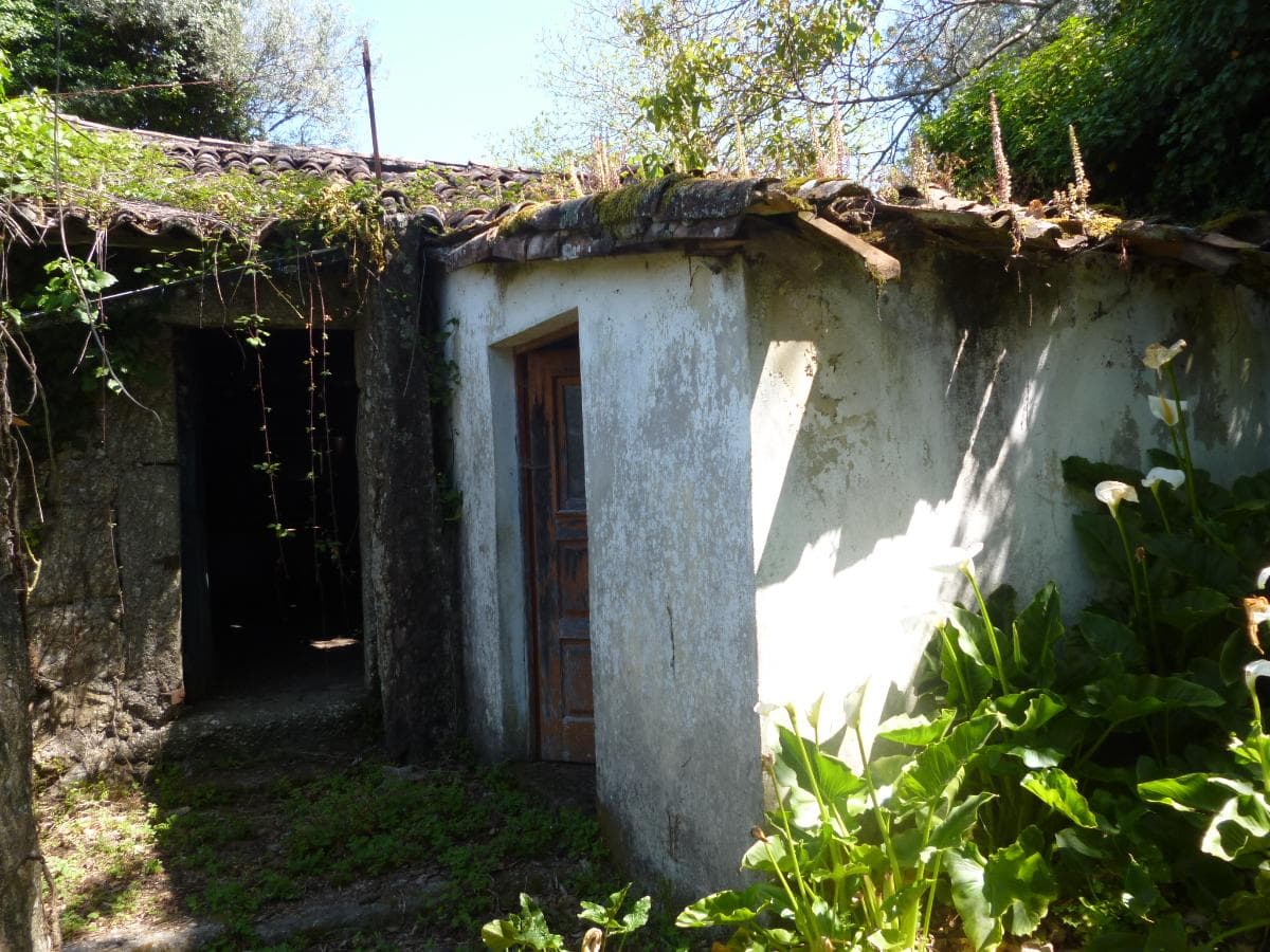 Moradia (Ruínas) · Póvoa de Lanhoso — imagem 1