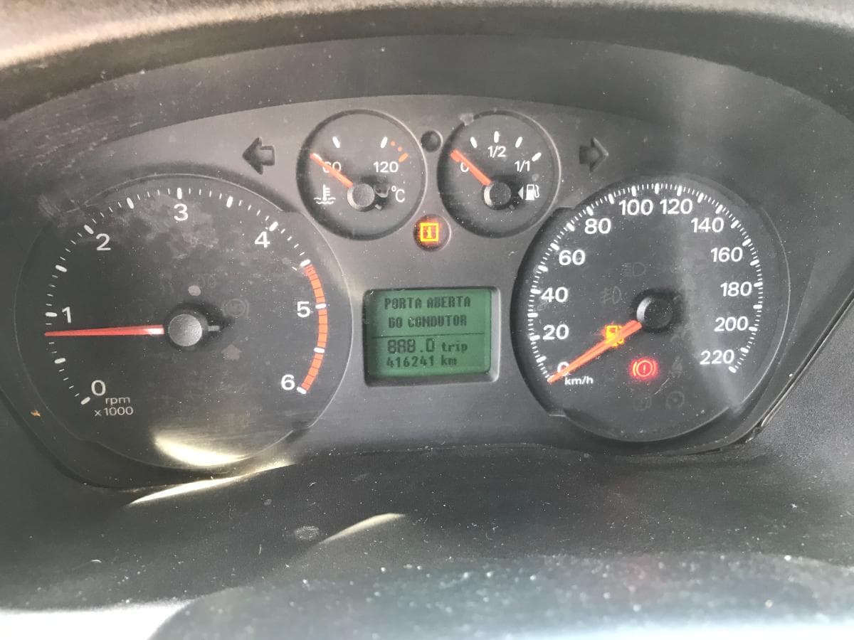 Ford Transit 350L · Ano 2011 — imagem 21