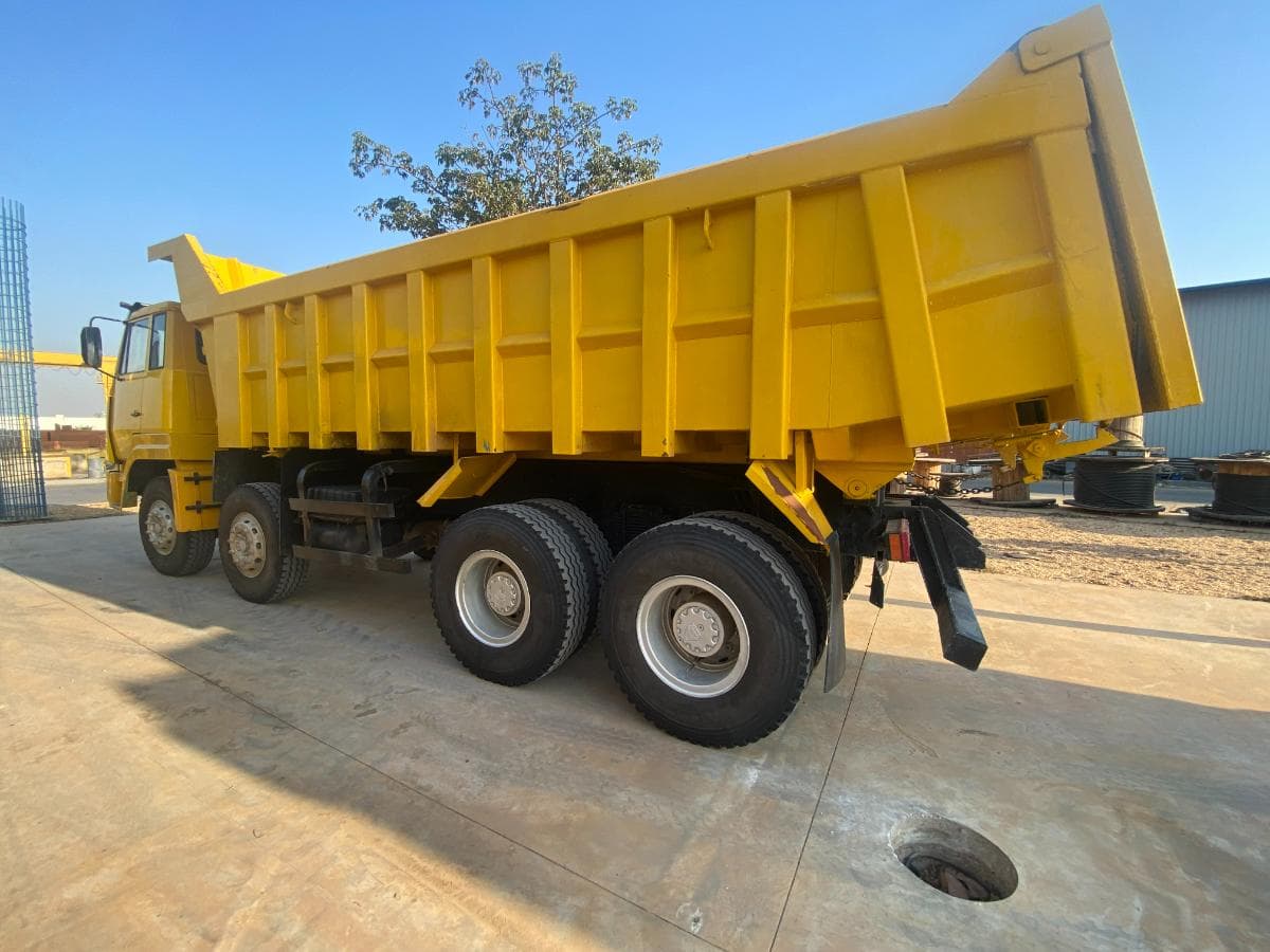 Camião basculante (38 Ton.) · Viana, Luanda. — imagem 5