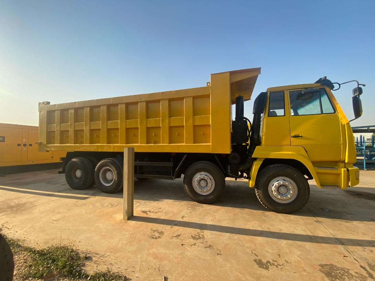 Camião basculante (38 Ton.) · Viana, Luanda. — imagem 12