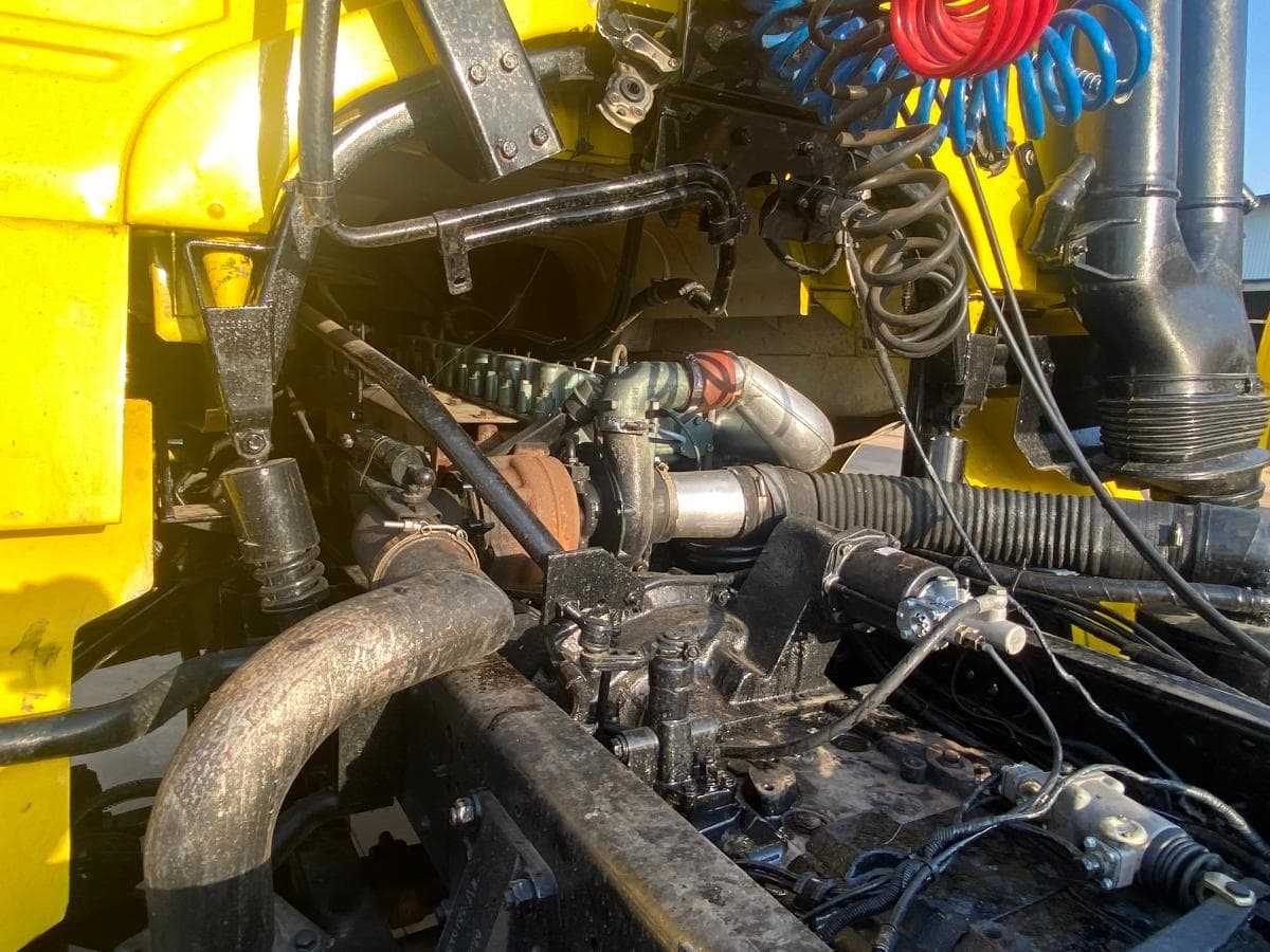 Camião trator (26 Ton.)  · Viana, Luanda. — imagem 14