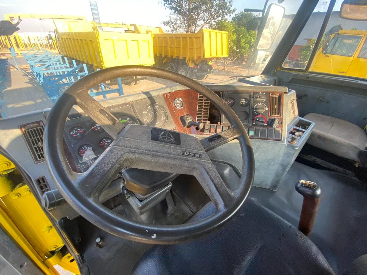 Camião trator (26 Ton.)  · Viana, Luanda. — imagem 18