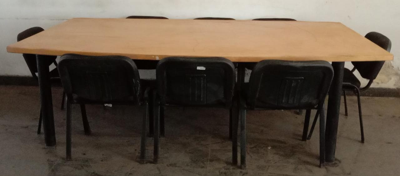 Mobiliario de oficina ·