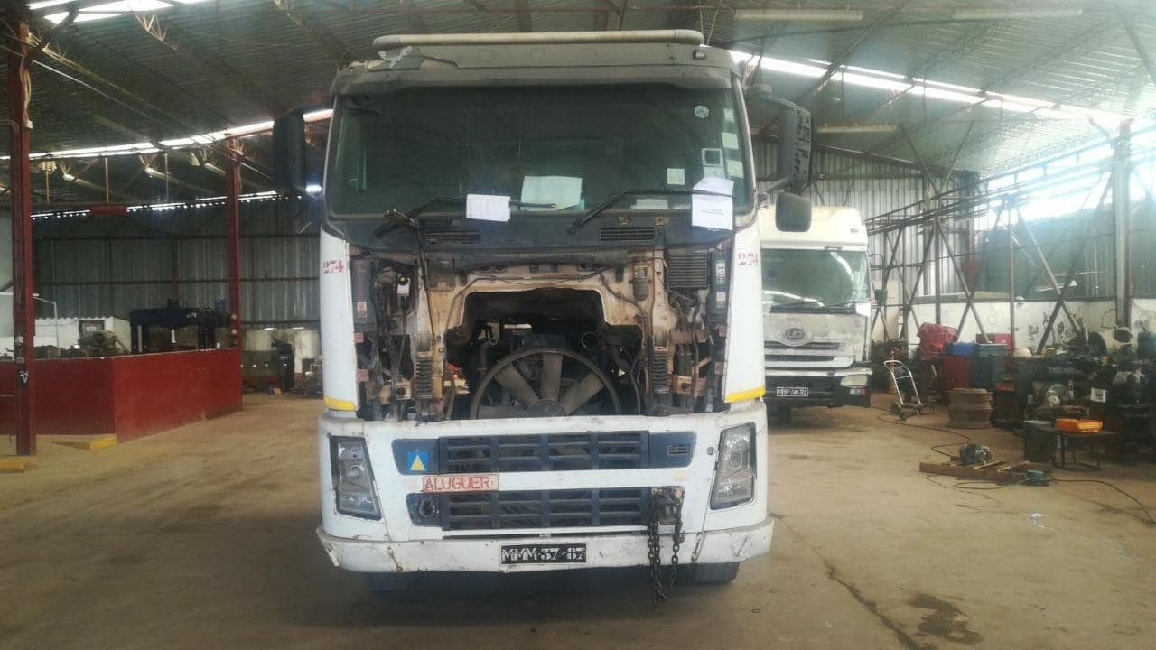 Camião Volvo FH440 · — imagem 2